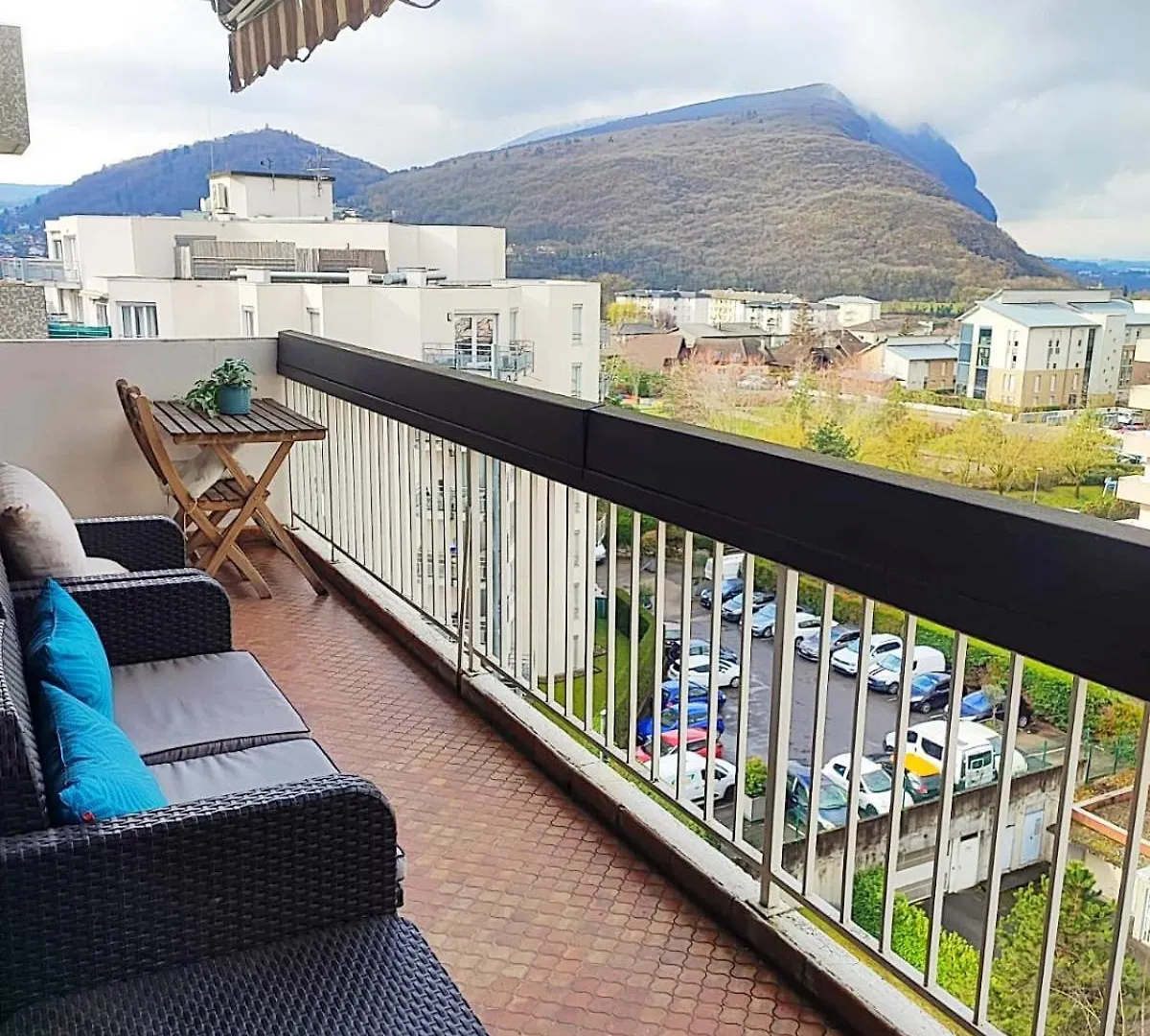 Apartment T1 Proche De Geneve - Parking, Zone Calme Et Bien Desservie - Belle Vue Annemasse France