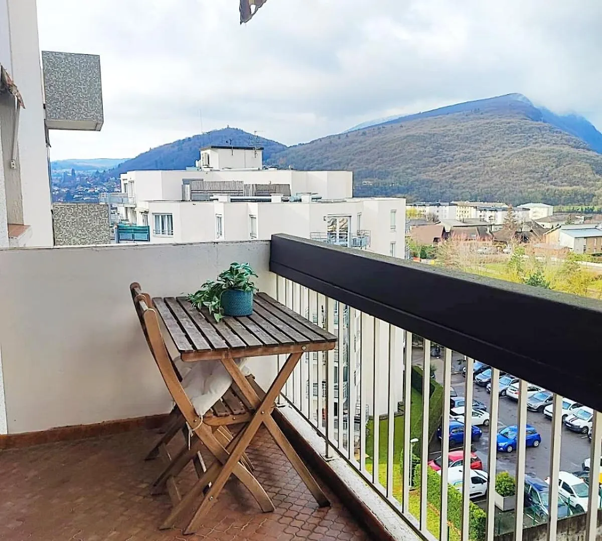 T1 Proche De Geneve - Parking, Zone Calme Et Bien Desservie - Belle Vue Annemasse