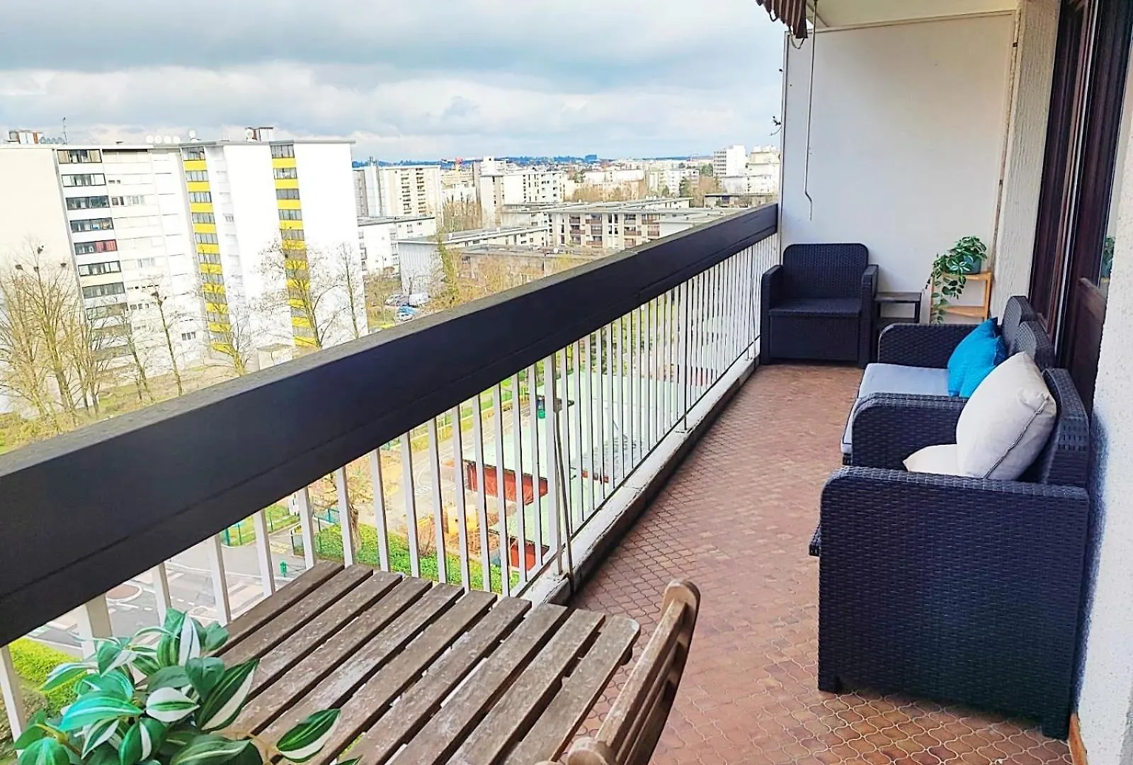 T1 Proche De Geneve - Parking, Zone Calme Et Bien Desservie - Belle Vue Annemasse 0*,  France